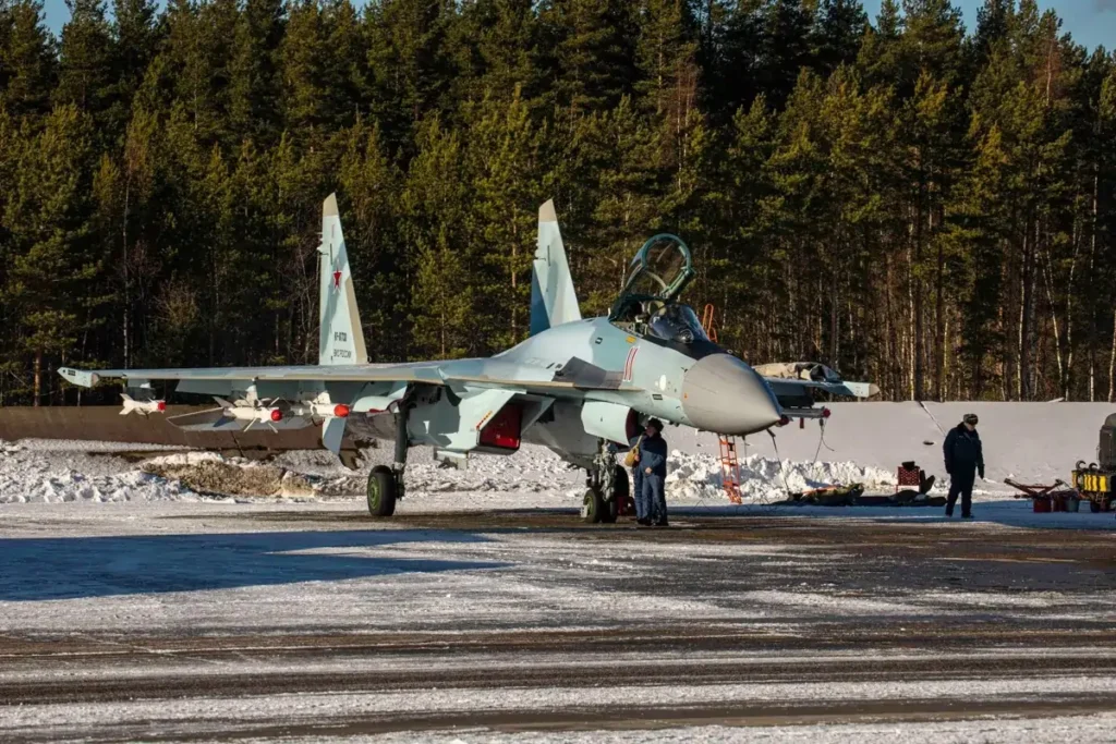 A Detailed Overview of the Su-35 Flanker-E Multirole Fighter 1 Su-35 Fighter Aircraft Exercise 2020-01