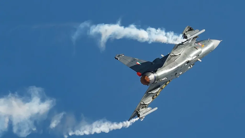 India's Tejas Light Combat Supersonic Fighter 3 KH-2013 IAF Tejas Light Combat Supersonic Fighter
