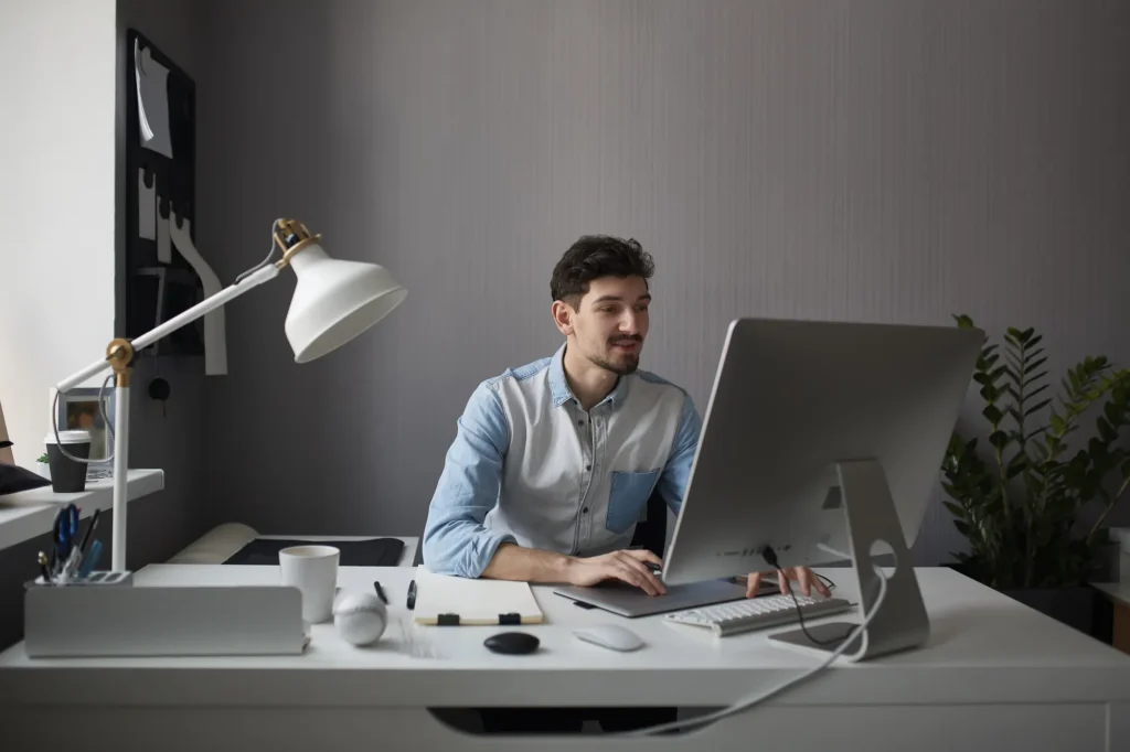 Navigating 1099 Employee Benefits for Freelancers