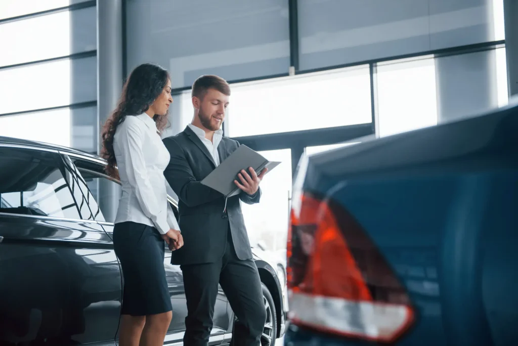 Should Your Salespeople Be Independent Contractor or Employees
