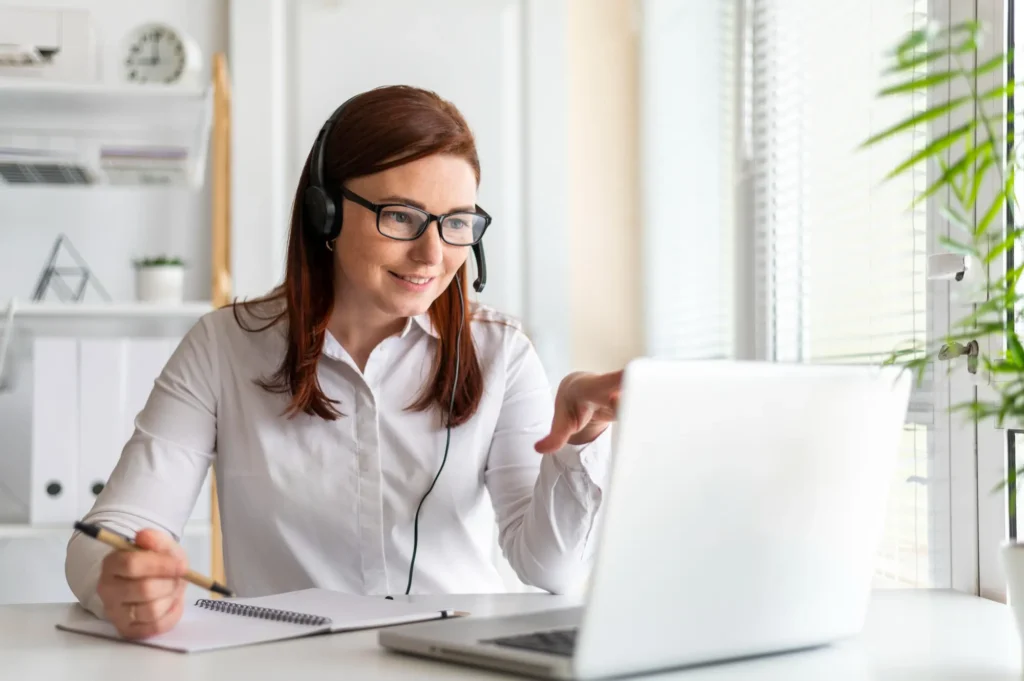 Virtual Assistant: Support Businesses Remotely Virtual Assistant: Support Businesses Remotely