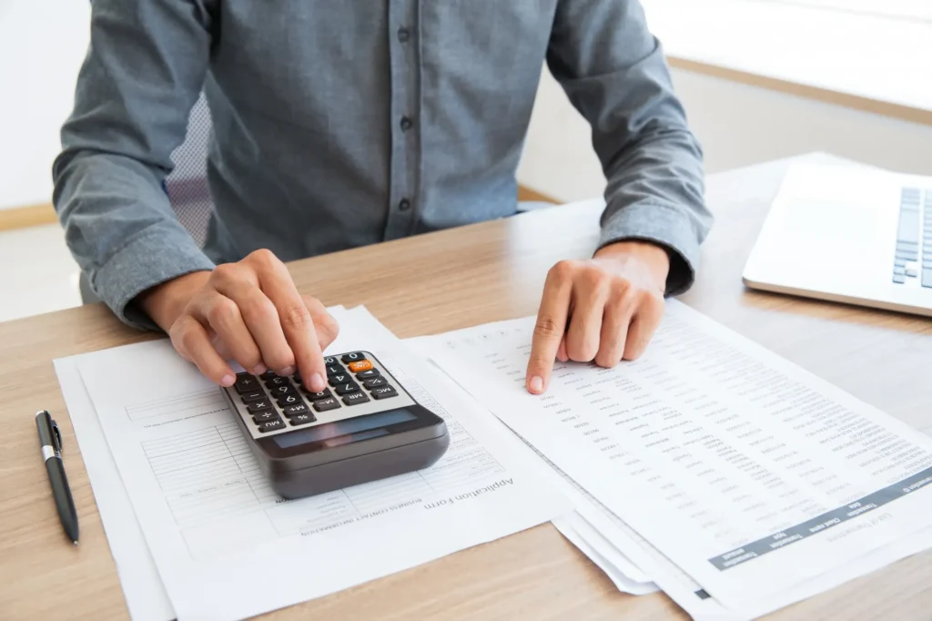 Pay Periods Explained: Definition, Types, and How They Affect Gross Pay
