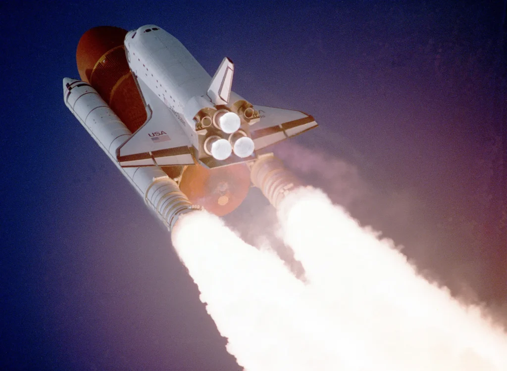 Atlantis taking off on STS-27 Atlantis taking off on STS-27