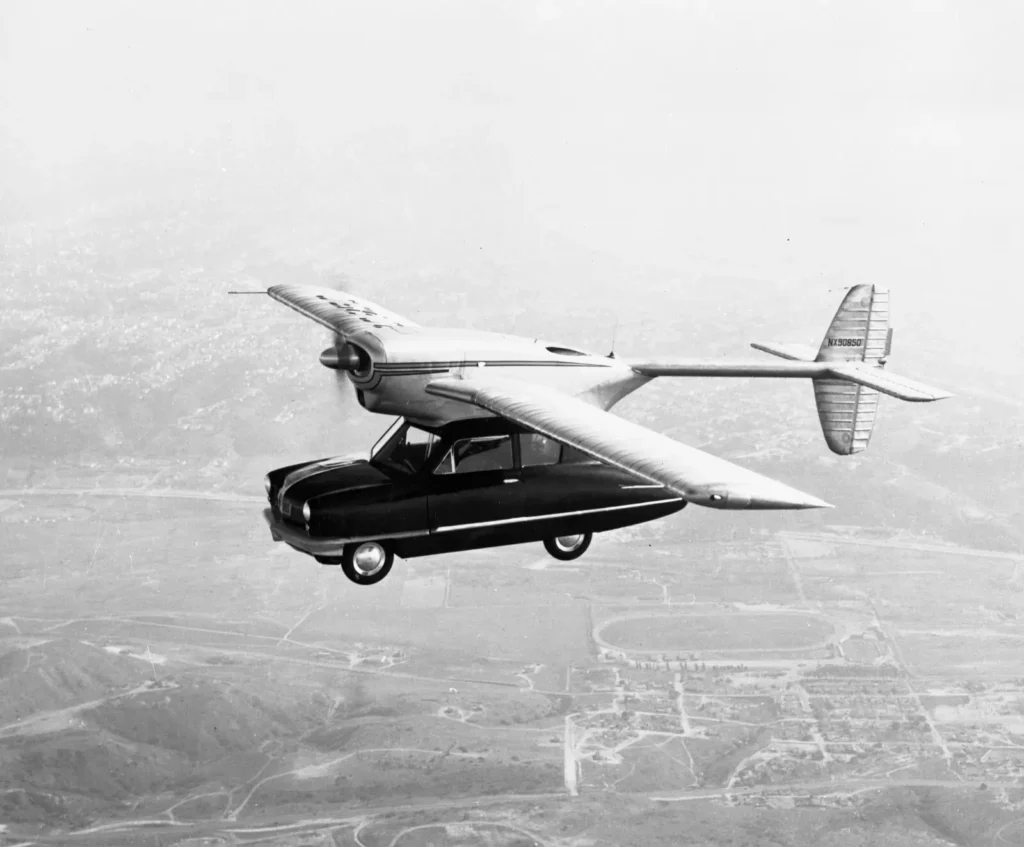 The Convair Model 118 "ConvairCar" in flight.